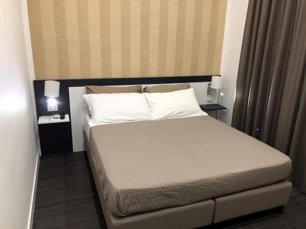 Hotel Cimarosa Νάπολη Εξωτερικό φωτογραφία