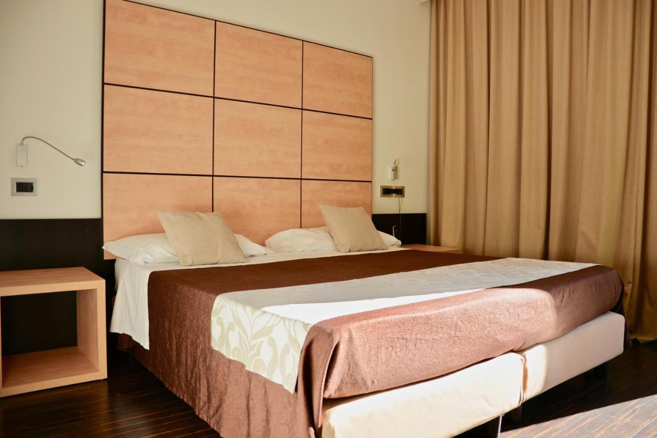 Hotel Cimarosa Νάπολη Εξωτερικό φωτογραφία