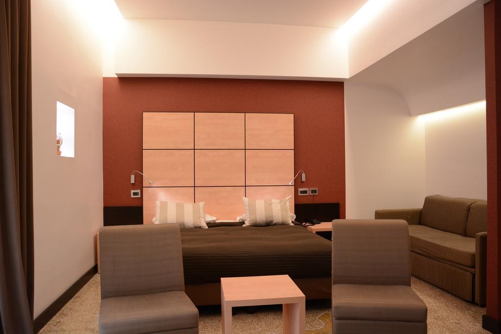 Hotel Cimarosa Νάπολη Εξωτερικό φωτογραφία